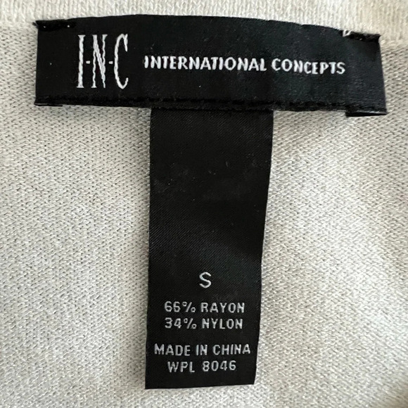 I.N.C. International Concepts | women’s sweater. Size: S. - Picture 3 of 14